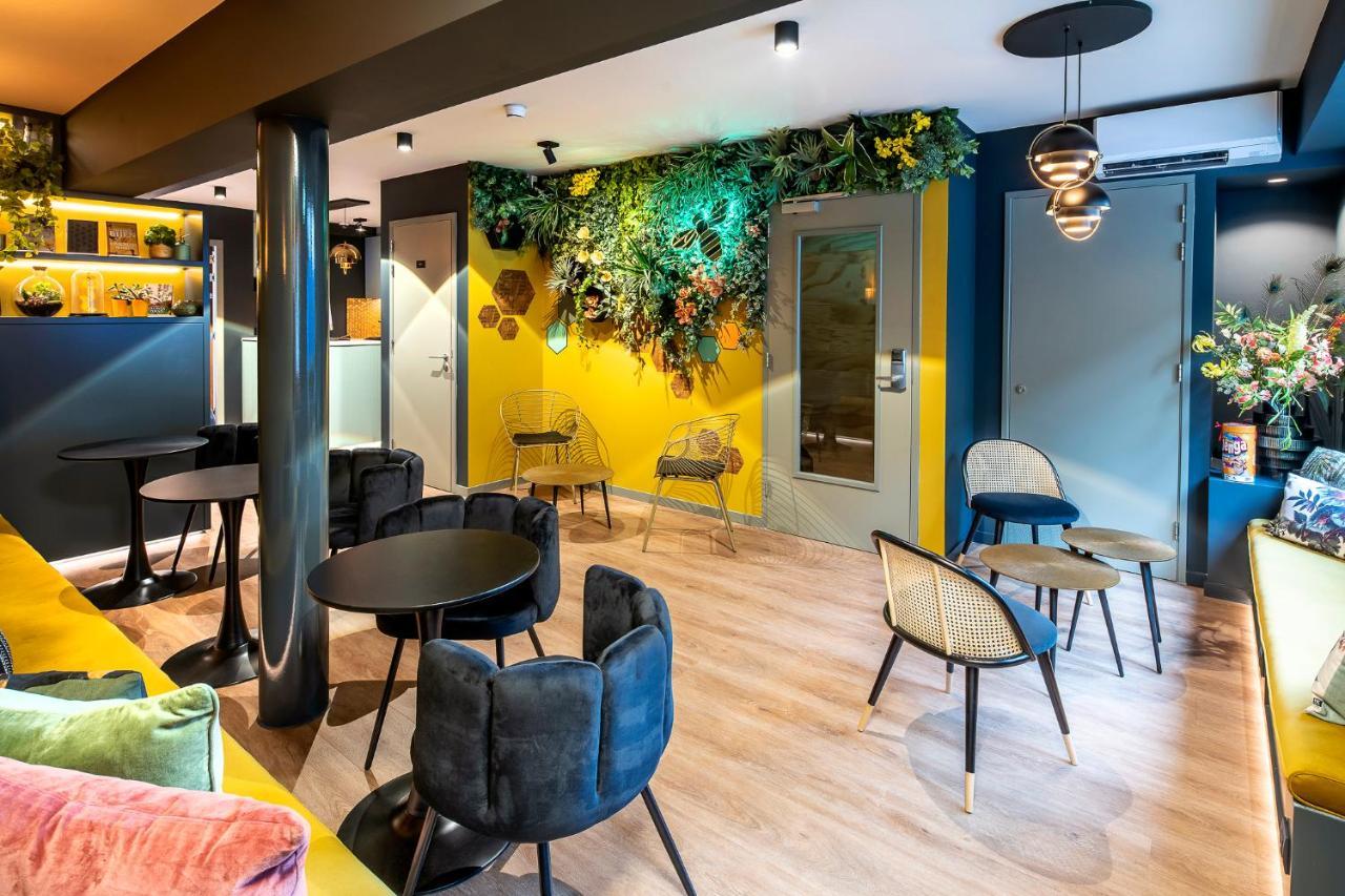 The Bee Hostel Amsterdam Exterior photo